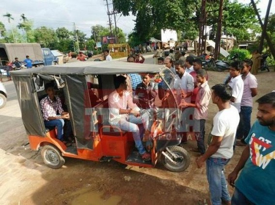 Transport Dept checked E-Rickshaws driving on City roads